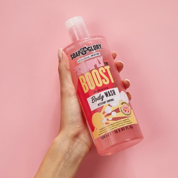 Soap & Glory Simply The Boost Hydrating Body Wash - Picture 3 of 4